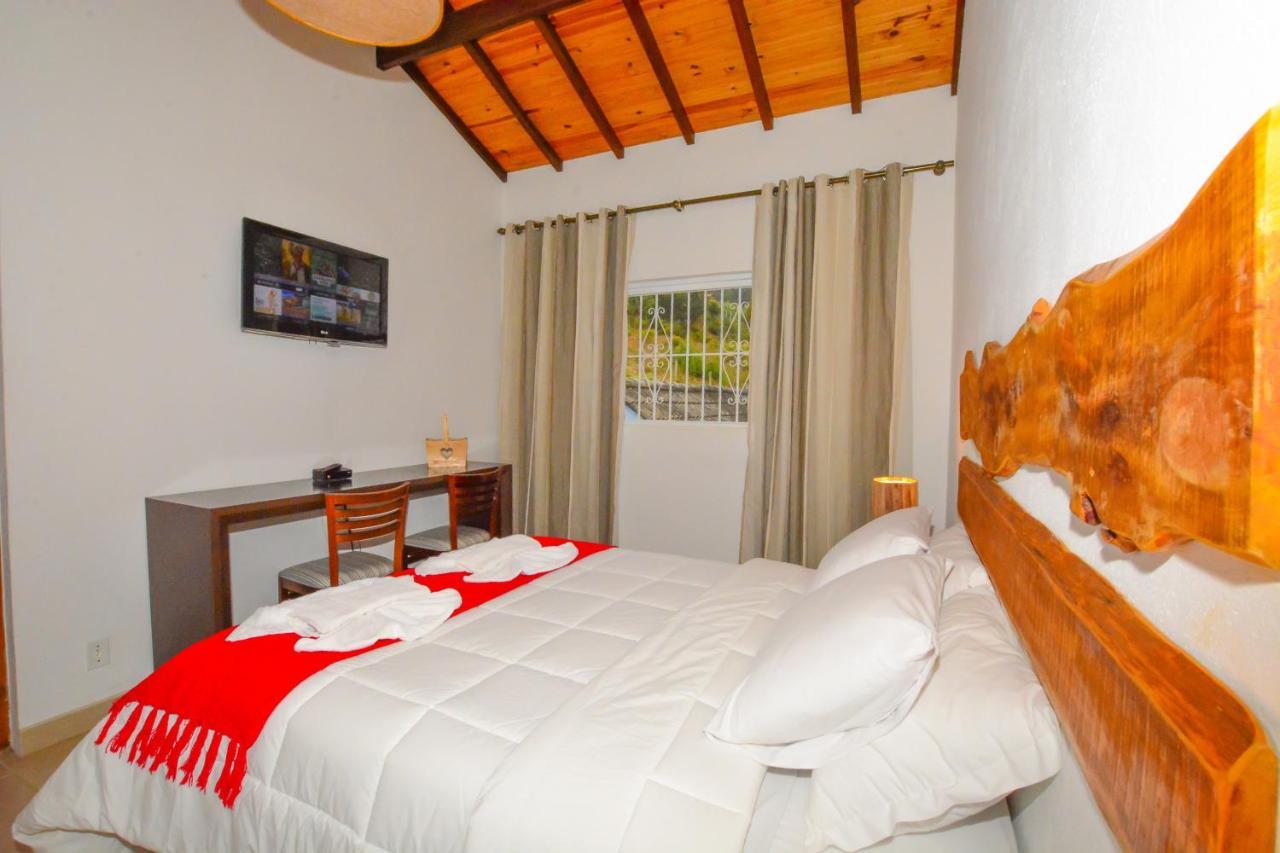Maison Bleue Suites Monte Verde  Zewnętrze zdjęcie